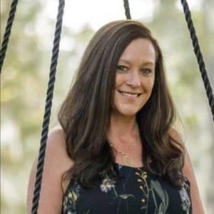 Meet your Posher, Danika